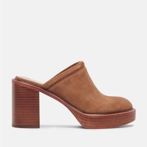 NWOT Dolce Vita Castel Heels in Chestnut Suede